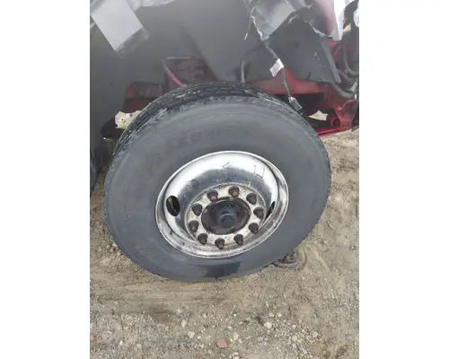 MICHELIN 275/80R22.5 TIRE