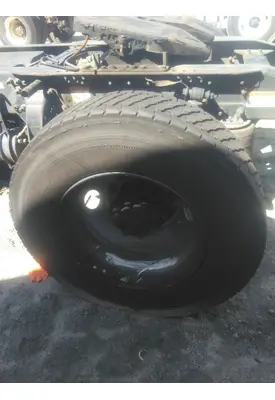 MICHELIN 275/80R22.5 TIRE