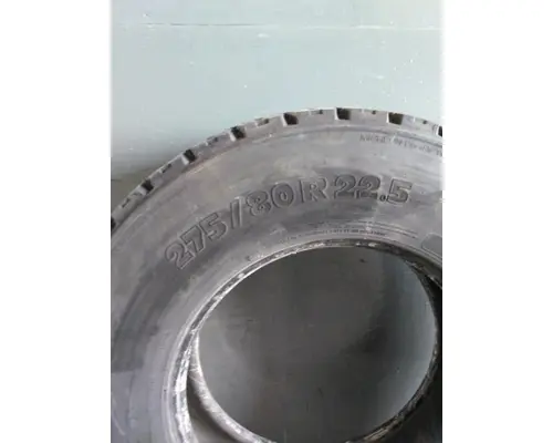 MICHELIN 275/80R22.5 TIRE