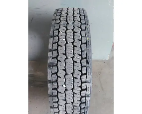 MICHELIN 275/80R22.5 TIRE