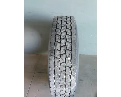 MICHELIN 275/80R22.5 TIRE