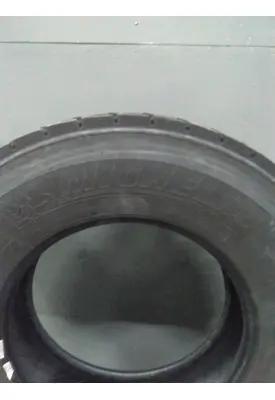 MICHELIN 275/80R22.5 TIRE