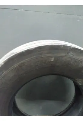 MICHELIN 275/80R22.5 TIRE