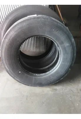 MICHELIN 275/80R22.5 TIRE
