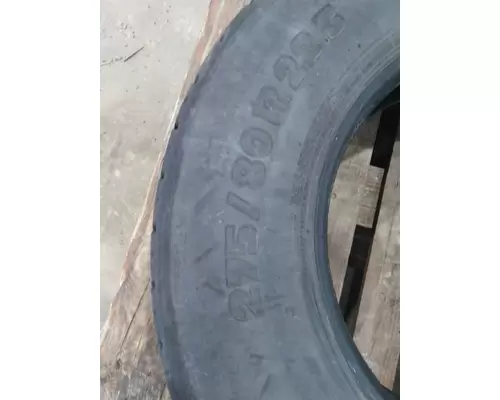 MICHELIN 275/80R22.5 TIRE
