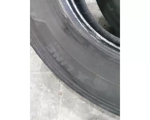 MICHELIN 275/80R22.5 TIRE