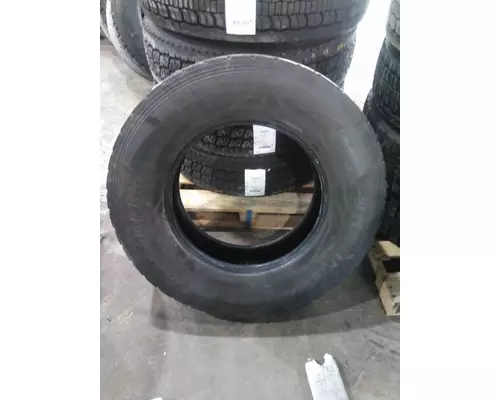 MICHELIN 275/80R22.5 TIRE