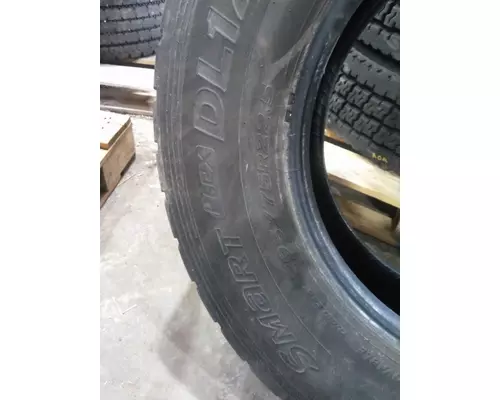MICHELIN 275/80R22.5 TIRE