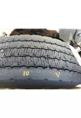 MICHELIN 275/80R22.5 TIRE