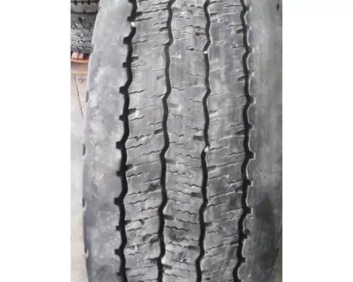 MICHELIN 275/80R22.5 TIRE