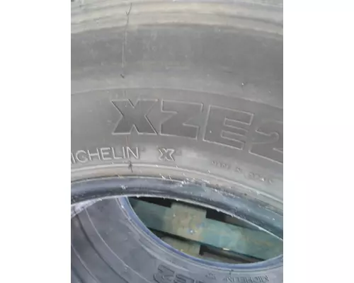 MICHELIN 275/80R22.5 TIRE