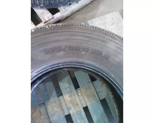 MICHELIN 275/80R22.5 TIRE