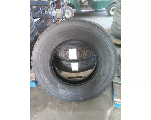 MICHELIN 275/80R22.5 TIRE