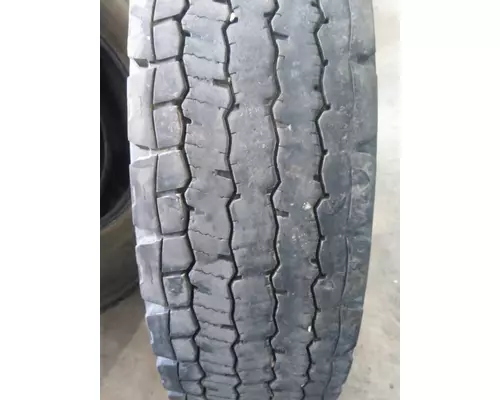 MICHELIN 275/80R22.5 TIRE