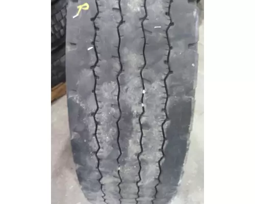 MICHELIN 275/80R22.5 TIRE