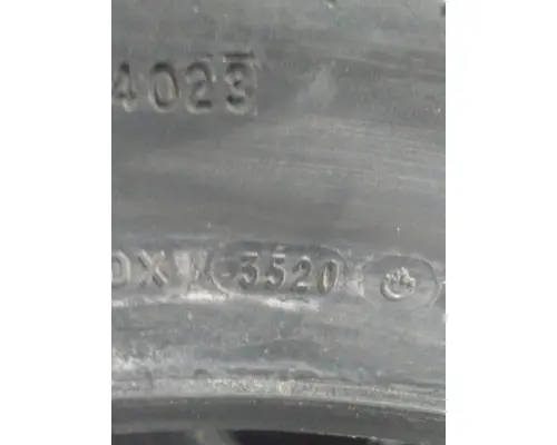 MICHELIN 275/80R22.5 TIRE