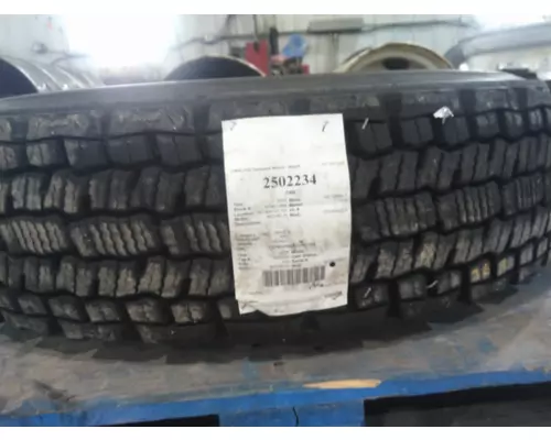 MICHELIN 275/80R22.5 TIRE