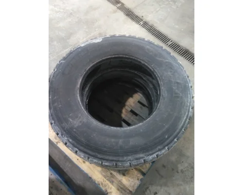 MICHELIN 275/80R22.5 TIRE
