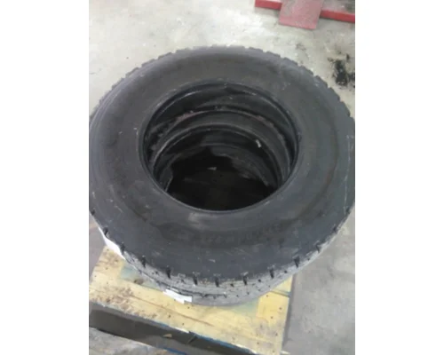 MICHELIN 275/80R22.5 TIRE