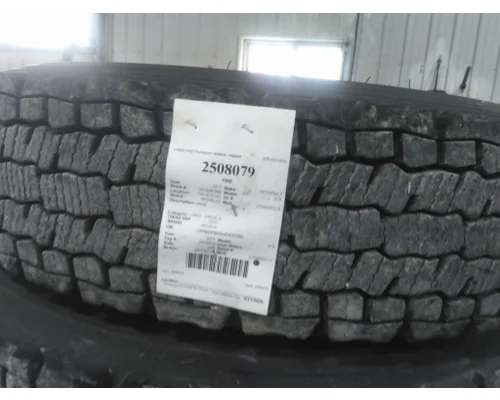 MICHELIN 275/80R22.5 TIRE