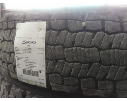 MICHELIN 275/80R22.5 TIRE