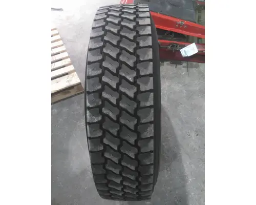 MICHELIN 275/80R22.5 TIRE