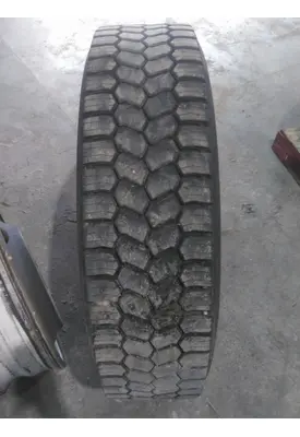 MICHELIN 275/80R22.5 TIRE