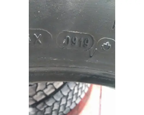 MICHELIN 275/80R22.5 TIRE