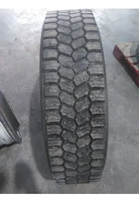 MICHELIN 275/80R22.5 TIRE