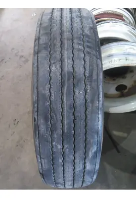 MICHELIN 275/80R22.5 TIRE
