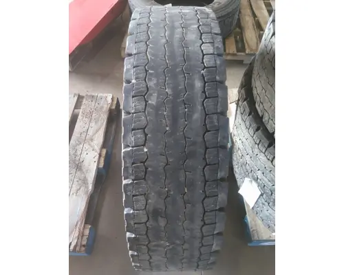 MICHELIN 275/80R22.5 TIRE