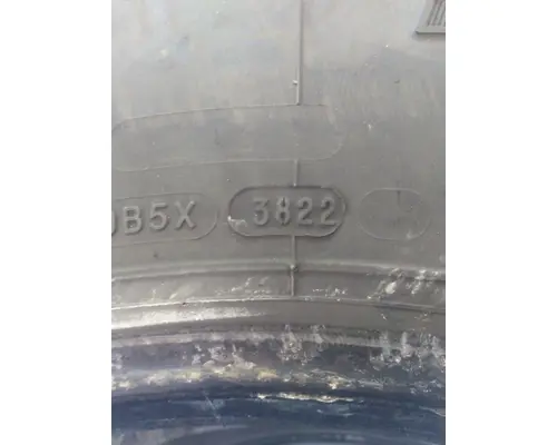 MICHELIN 275/80R22.5 TIRE