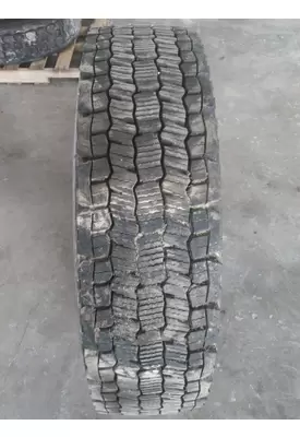 MICHELIN 275/80R22.5 TIRE