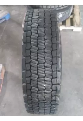 MICHELIN 275/80R22.5 TIRE