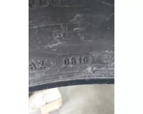 MICHELIN 275/80R22.5 TIRE