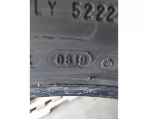 MICHELIN 275/80R22.5 TIRE