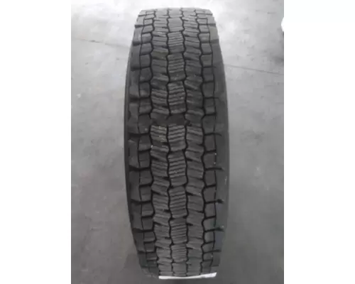 MICHELIN 275/80R22.5 TIRE
