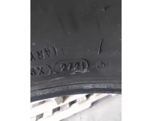 MICHELIN 275/80R22.5 TIRE