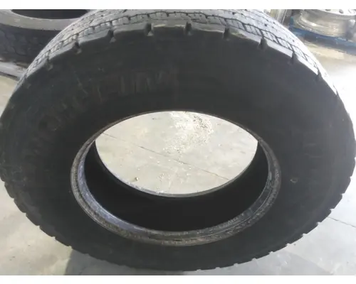 MICHELIN 275/80R22.5 TIRE