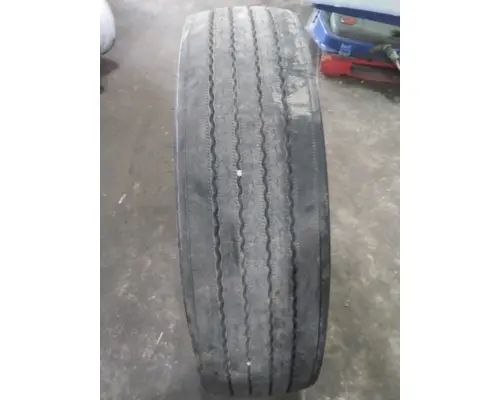 MICHELIN 275/80R22.5 TIRE