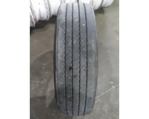 MICHELIN 275/80R22.5 TIRE