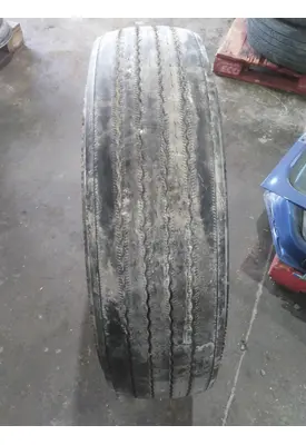 MICHELIN 275/80R22.5 TIRE