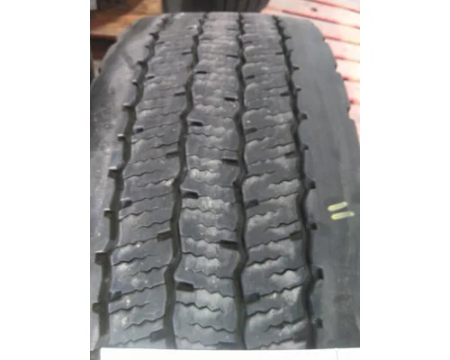 MICHELIN 275/80R22.5 TIRE