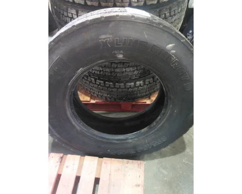 MICHELIN 275/80R22.5 TIRE