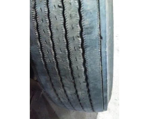 MICHELIN 275/80R22.5 TIRE