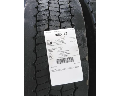 MICHELIN 275/80R22.5 TIRE