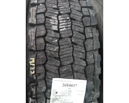 MICHELIN 275/80R22.5 TIRE