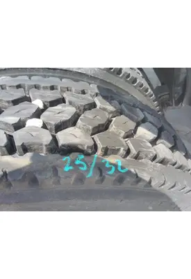 MICHELIN 295/75R22.5 TIRE