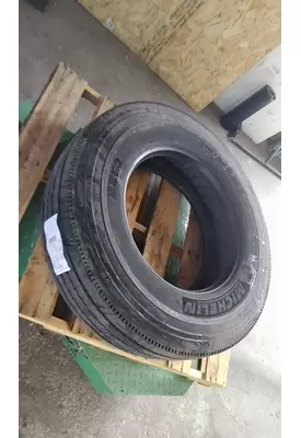 MICHELIN 295/75R22.5 TIRE