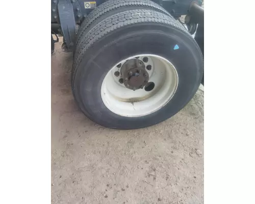 MICHELIN 295/75R22.5 TIRE